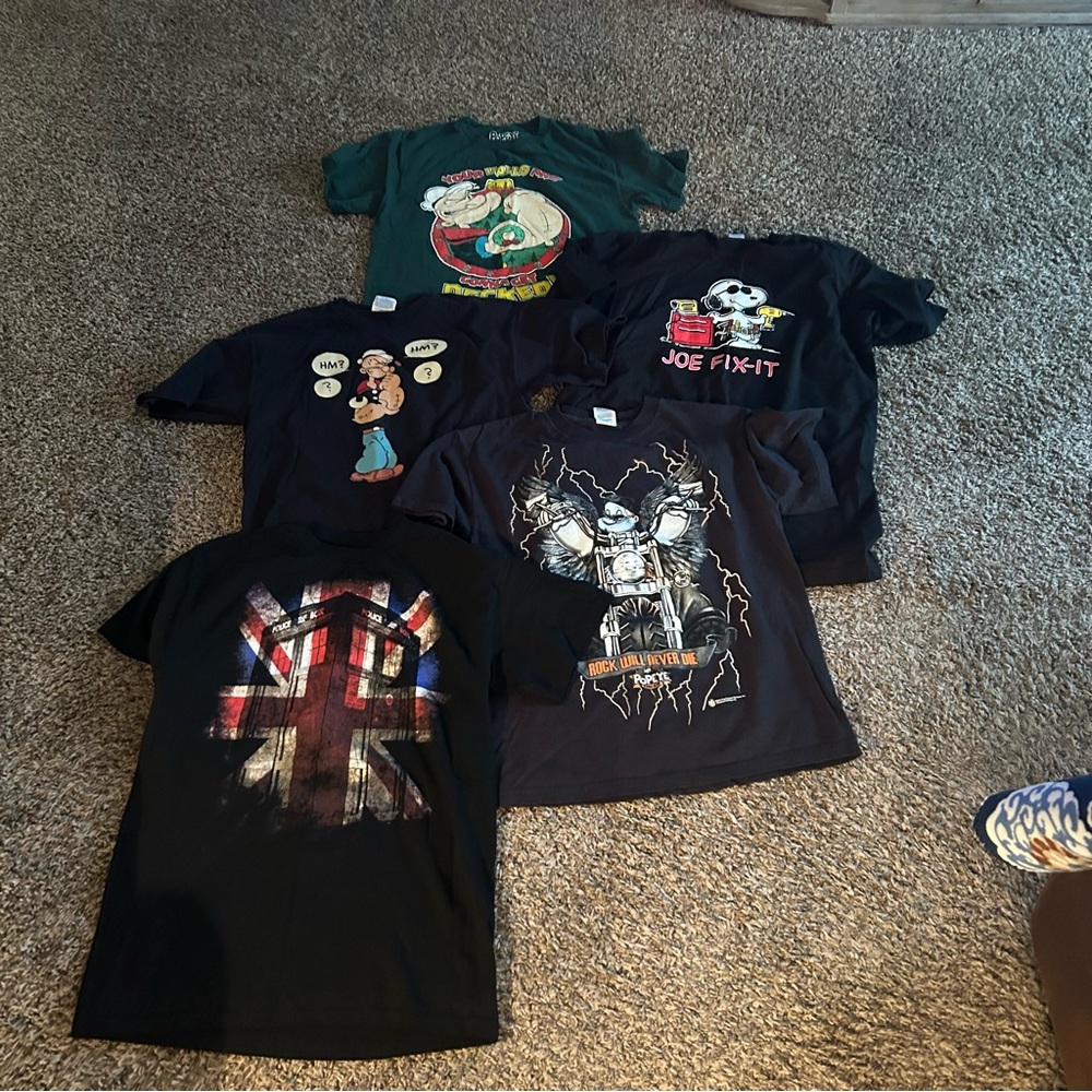 Lot of 5 Vintage Tshirts Popeye Dr Who snoopy